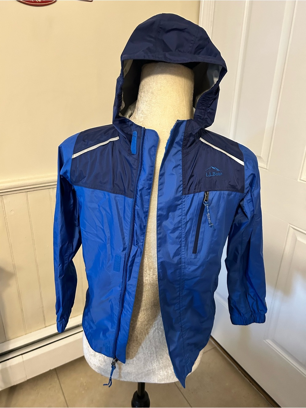 L.L. Bean Kids' Trail Model Rain Jacket Colorblock Blue/Gray Size L 6X/7